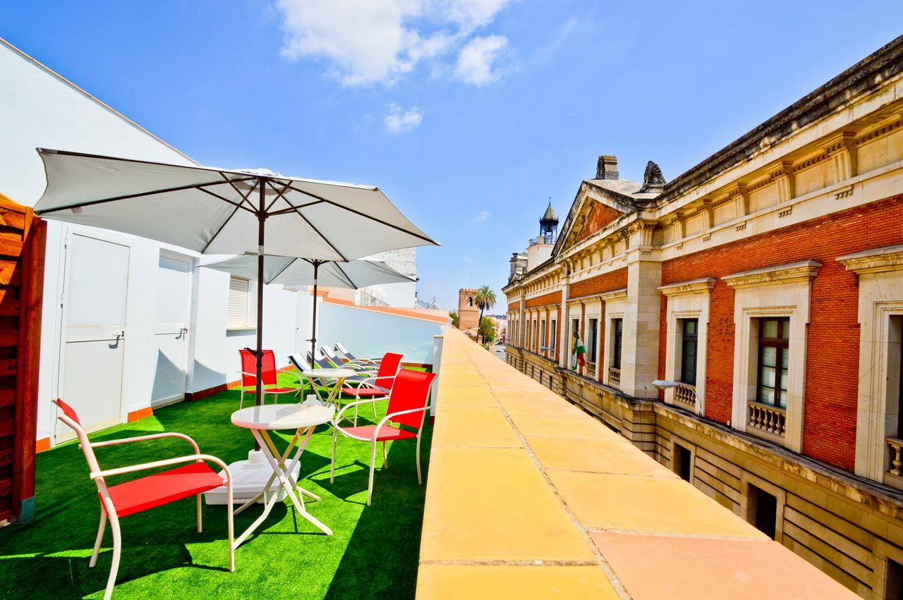 Apartamentos San Pedro Seville Exterior photo